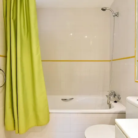 Globus La Entrada Garden Appartement *