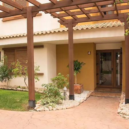 Globus La Entrada Garden *